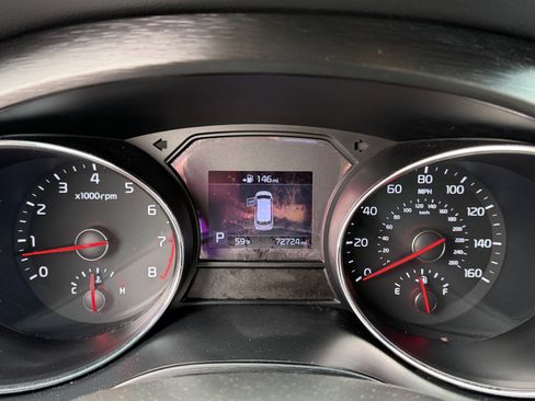 Used 2019 Kia Sedona LX image 33