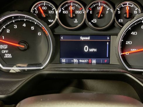 Used 2021 Chevrolet Tahoe Z71 w/ Luxury Package image 12