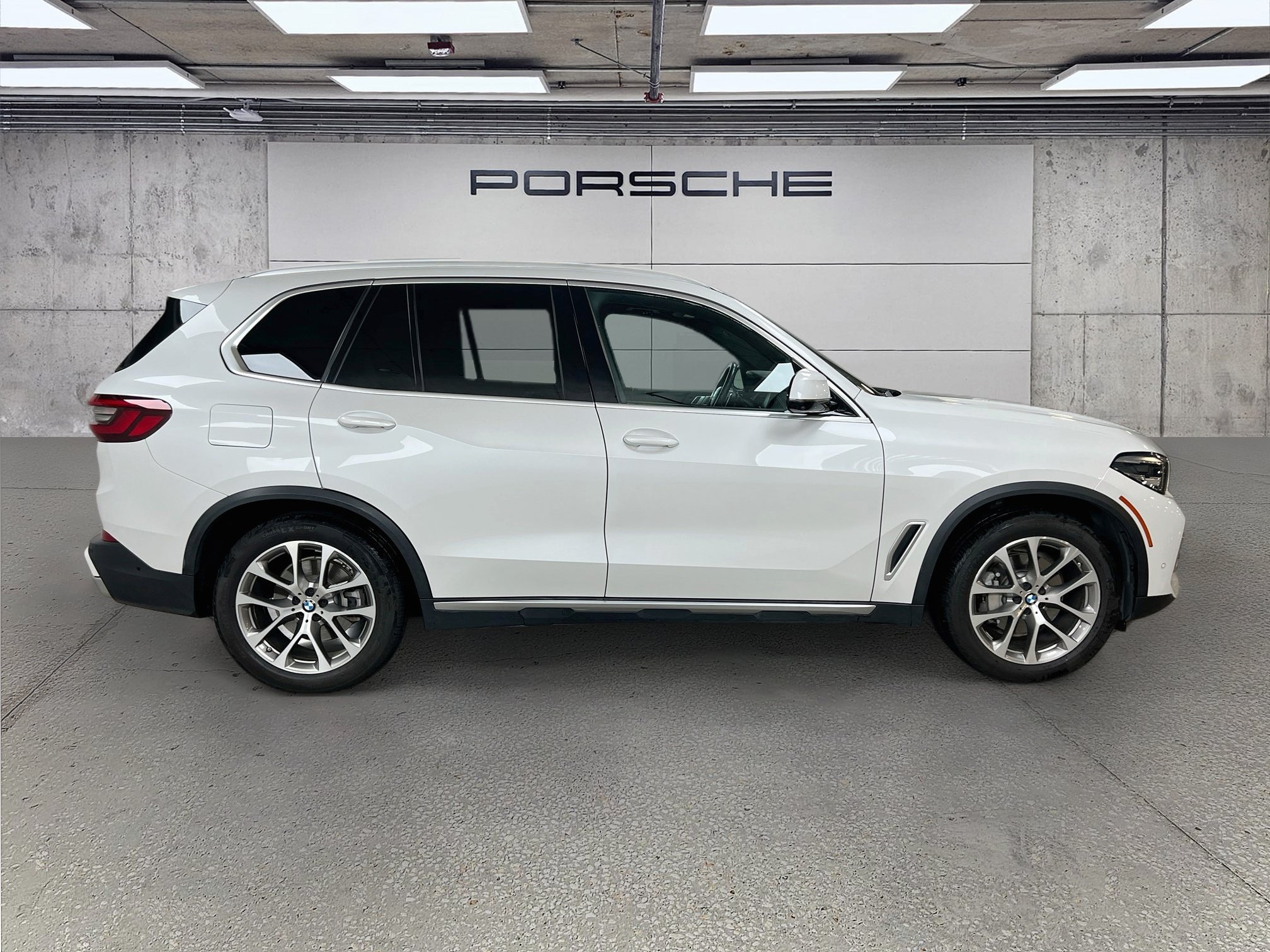 Used 2020 BMW X5 xDrive40i AWD/4WD image 8