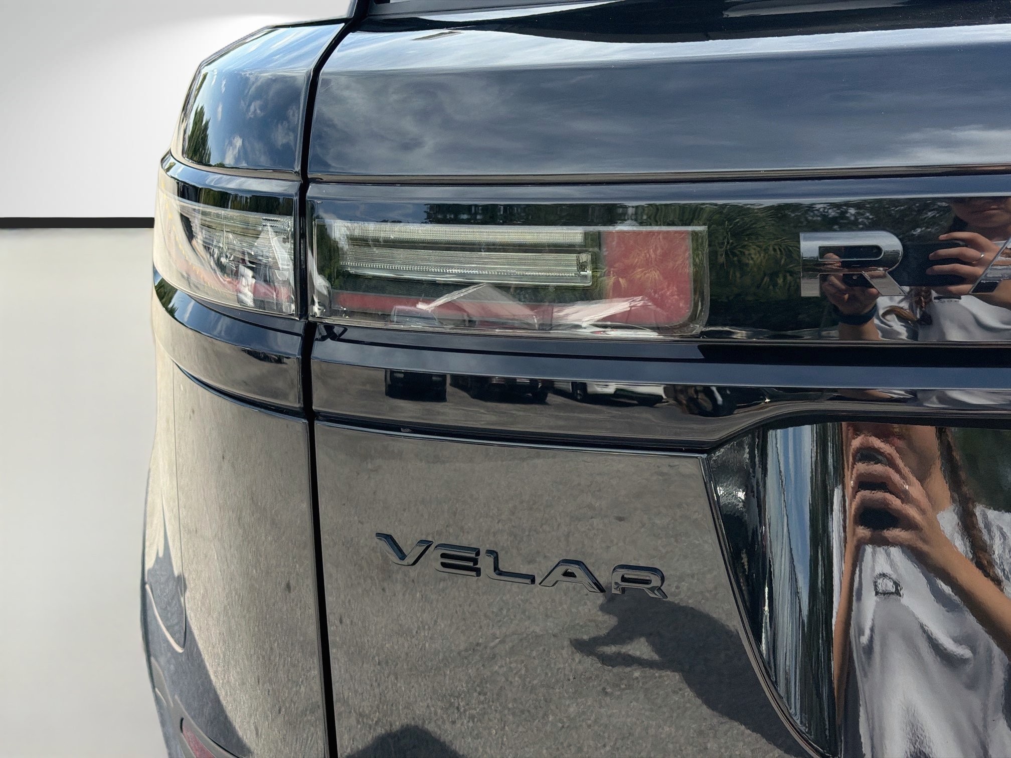 New 2026 Land Rover Range Rover Velar S AWD/4WD image 10