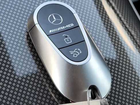 Used 2025 Mercedes-Benz GLC 43 AMG 4MATIC image 36