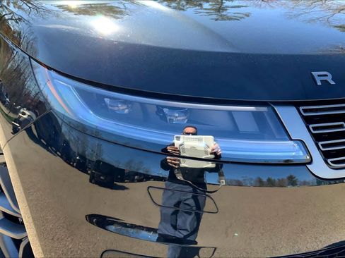 Used 2024 Land Rover Range Rover Sport SE image 26