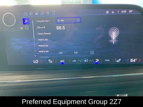 Used 2025 Chevrolet Suburban Z71 AWD/4WD image 2