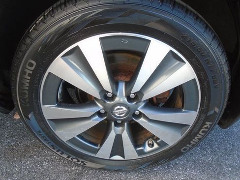 Used 2017 Nissan Leaf SV w/ Premium Package image 41