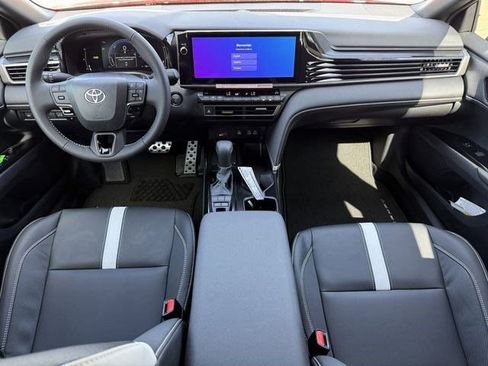 New 2026 Toyota Camry Hybrid image 11