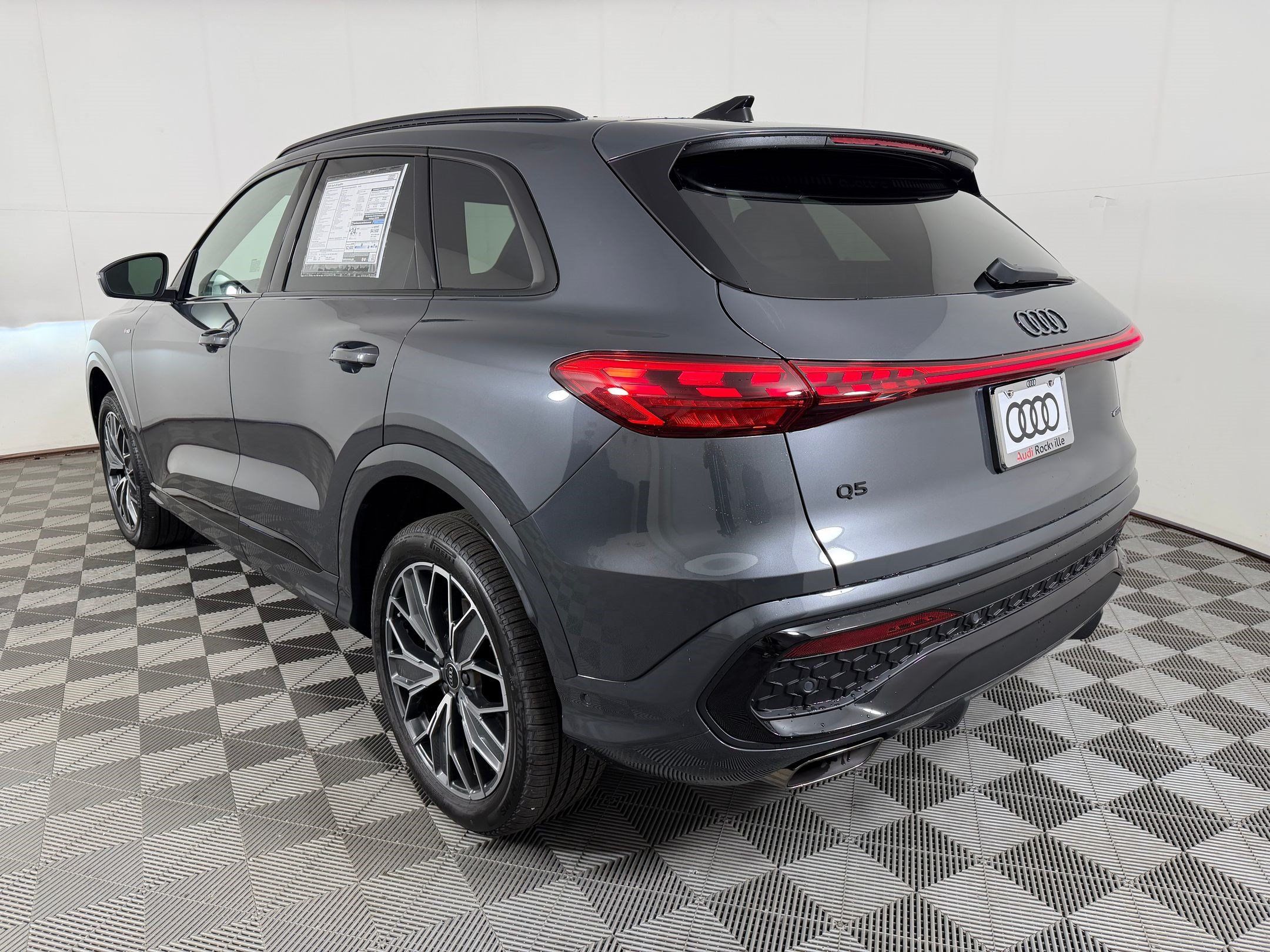 New 2026 Audi Q5 Premium AWD/4WD image 3