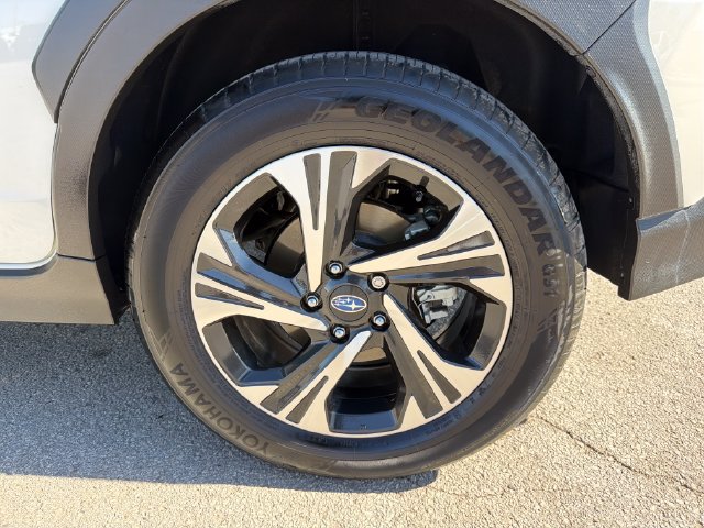 Certified 2025 Subaru Crosstrek 2.5i Premium AWD/4WD image 31