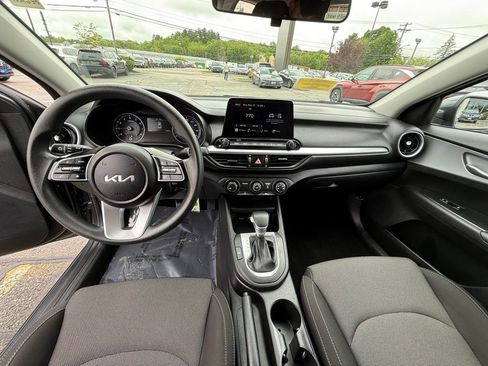 Used 2023 Kia Forte LXS FWD image 13