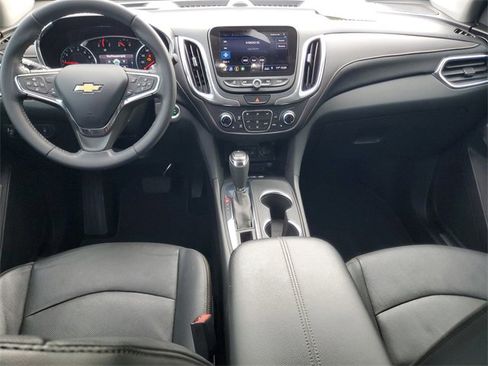 Used 2021 Chevrolet Equinox Premier image 14