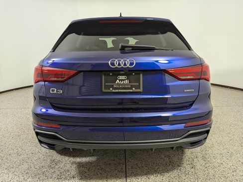Certified 2024 Audi Q3 2.0T Premium Plus image 6