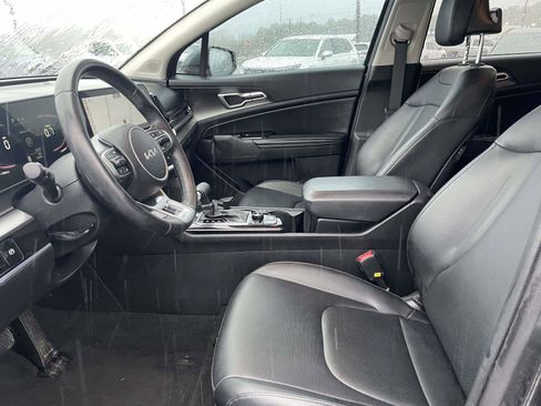 Used 2023 Kia Sportage EX image 11