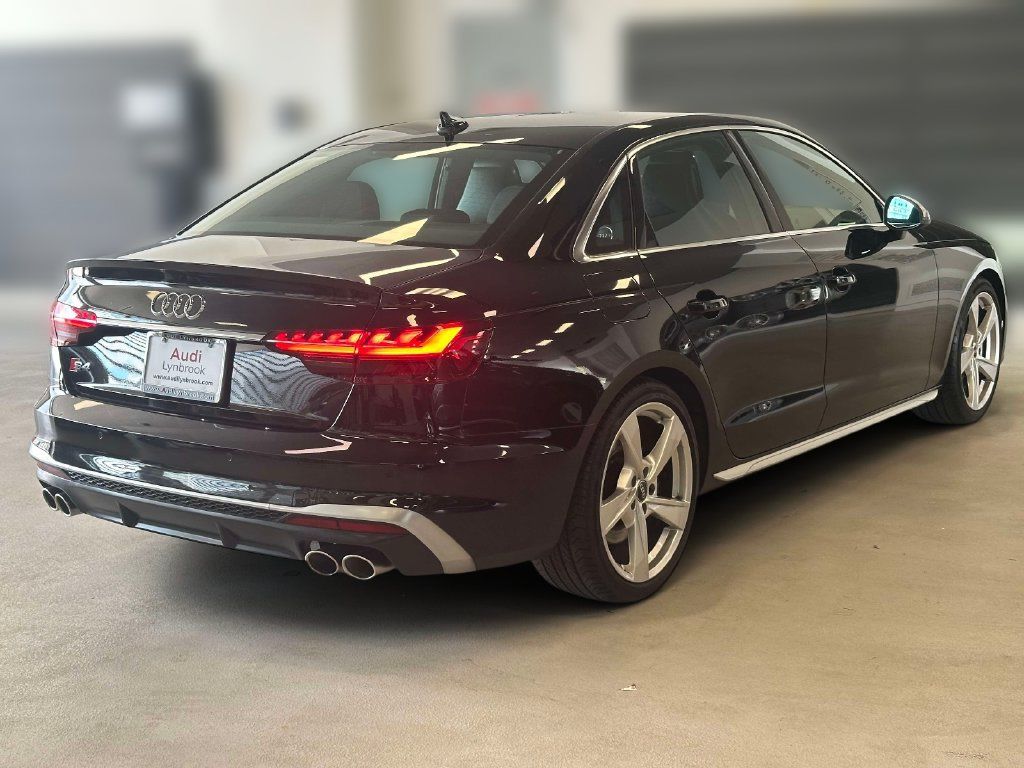 Used 2023 Audi S4 Premium w/ Convenience Package AWD/4WD image 4