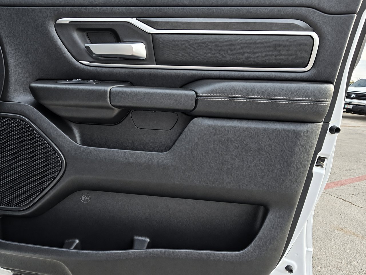 Used 2024 RAM 1500 Big Horn AWD/4WD image 32