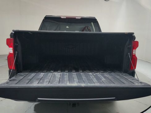 Used 2021 Chevrolet Silverado 1500 RST w/ Bed Protection Package AWD/4WD image 25