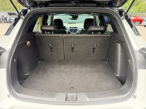 Used 2023 Chevrolet TrailBlazer RS w/ Convenience Package FWD image 26