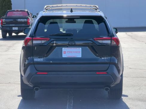 Certified 2025 Toyota RAV4 XLE w/ Convenience Package AWD/4WD image 9