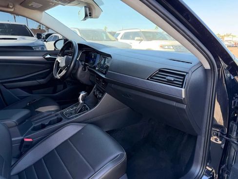 Used 2023 Volkswagen Jetta SE FWD image 27