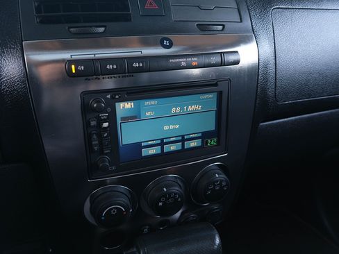 Used 2009 HUMMER H3T Alpha image 34