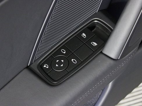 Certified 2024 Porsche 911 Carrera 4 image 16