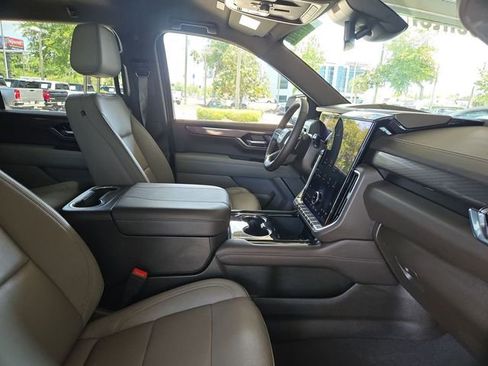 Certified 2025 GMC Yukon XL Elevation RWD image 29