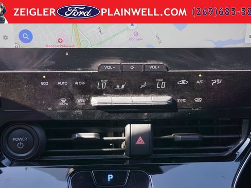 Used 2024 Toyota bZ4X FWD image 23