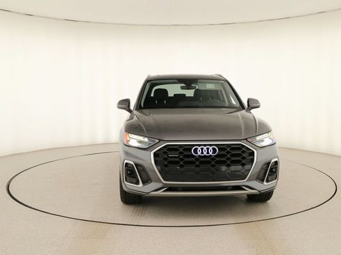 Used 2023 Audi Q5 2.0T Premium w/ Convenience Package AWD/4WD image 11