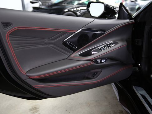 Used 2024 Chevrolet Corvette Z06 w/ Z07 Performance Package RWD image 43