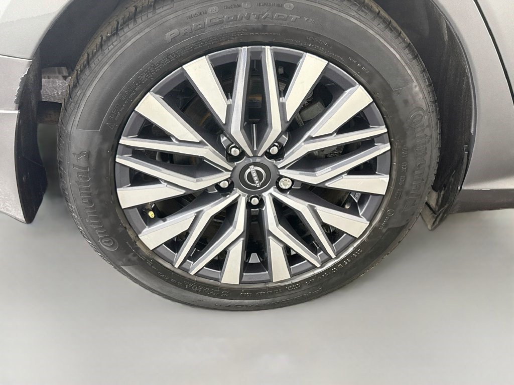 Used 2023 Nissan Altima 2.5 SV FWD image 32