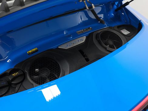 Certified 2022 Porsche 911 Carrera GTS RWD image 21