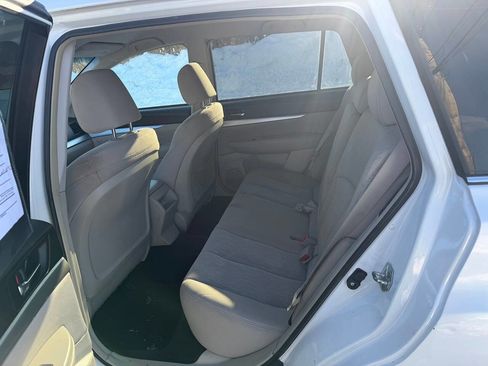 Used 2013 Subaru Outback 2.5i Premium image 19