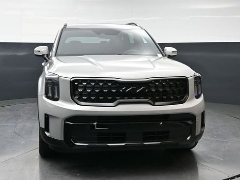 Used 2025 Kia Telluride EX X-Line AWD/4WD image 2