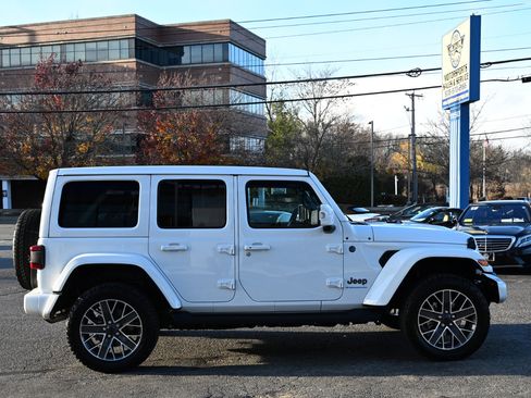 Used 2024 Jeep Wrangler High Altitude image 6