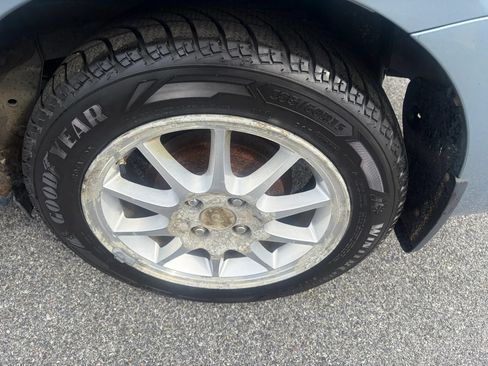 Used 2010 Toyota Yaris Sedan FWD image 16