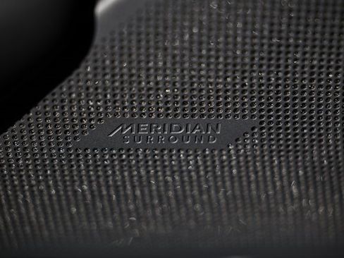 New 2026 Land Rover Range Rover Velar Dynamic SE image 24