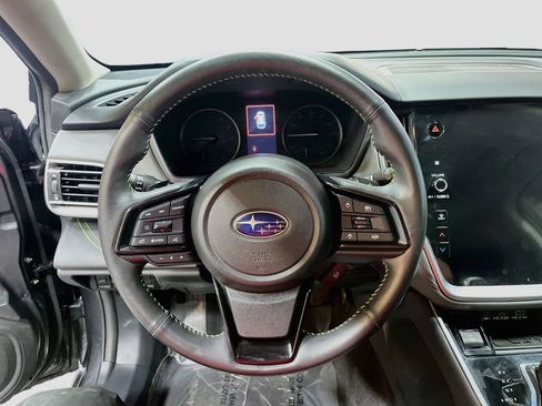 Used 2025 Subaru Outback Onyx Edition XT AWD/4WD image 11