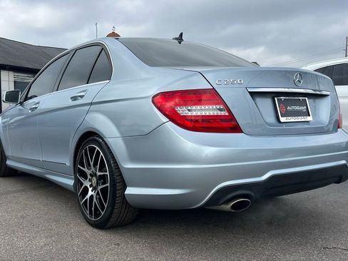 Used 2013 Mercedes-Benz C 250 Sedan w/ Premium 1 Pkg image 4