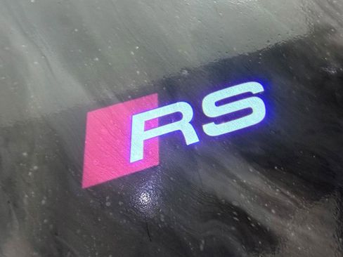 Used 2022 Audi RS 6 w/ Executive Package image 19