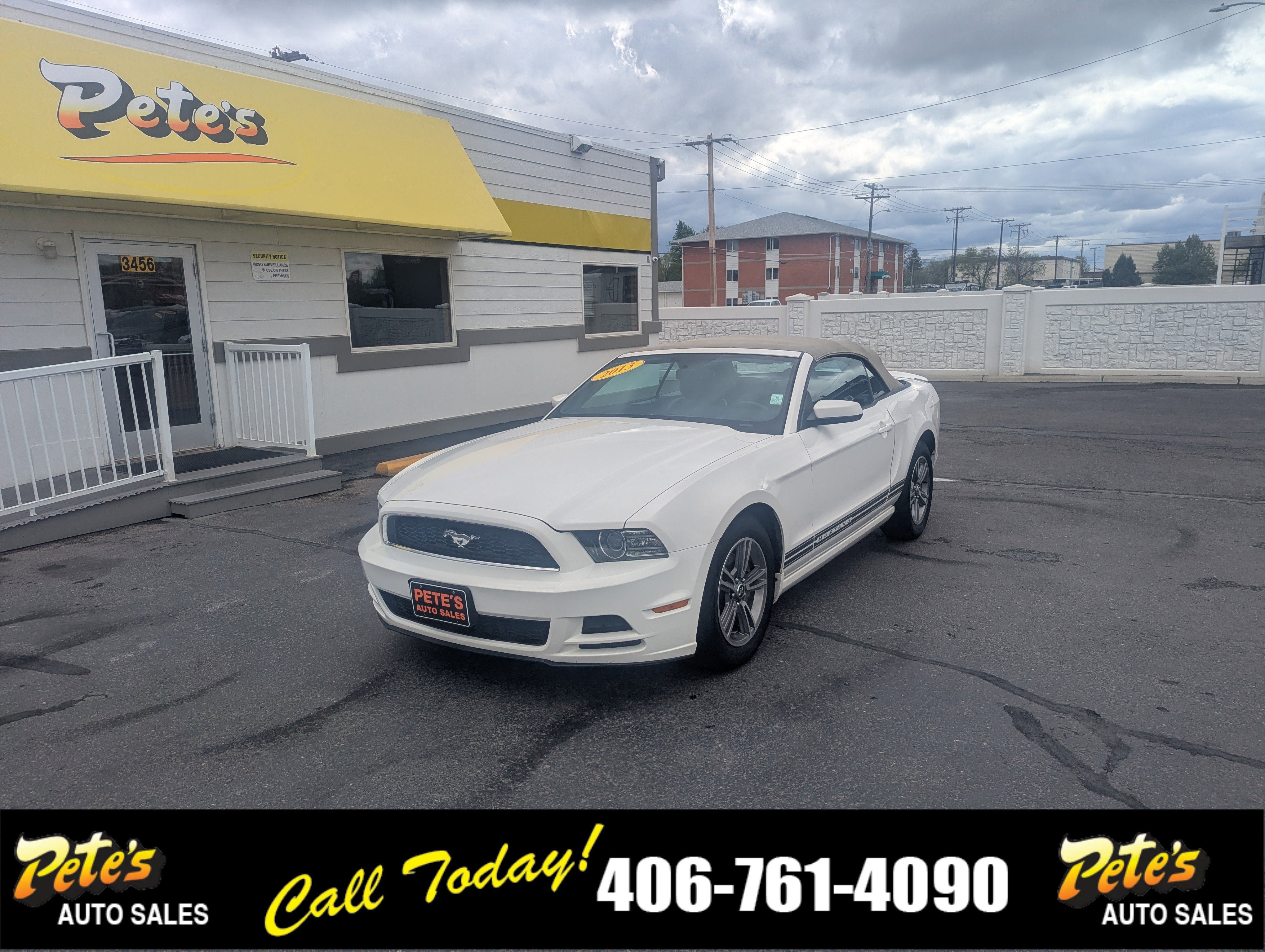 Used 2013 Ford Mustang Premium RWD image 8