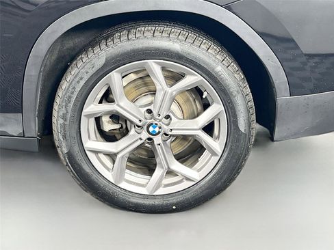 Used 2022 BMW X4 xDrive30i w/ Premium Package 2 AWD/4WD image 32