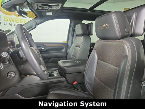 Certified 2024 Chevrolet Tahoe High Country w/ Advanced Technology Package AWD/4WD image 11