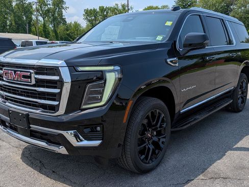 New 2026 GMC Yukon XL Elevation w/ Elevation Premium Package AWD/4WD image 3