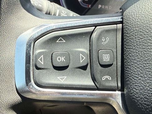 Used 2025 RAM 3500 Laramie AWD/4WD image 16