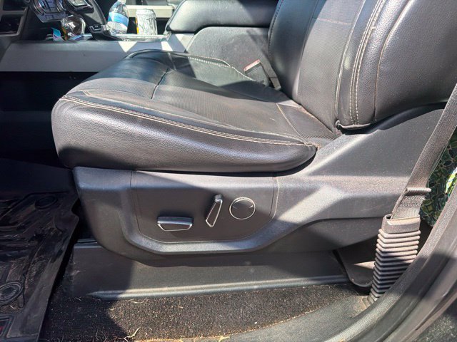 Used 2016 Ford F150 Lariat w/ Equipment Group 502A Luxury AWD/4WD image 9