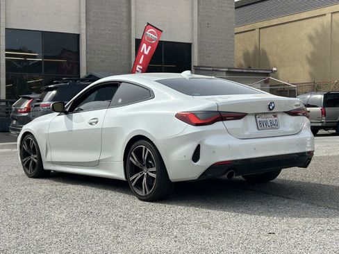 Used 2021 BMW 430i Coupe w/ Premium Package image 4