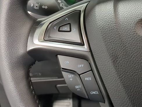 Used 2024 Ford Edge SEL w/ Convenience Package image 23