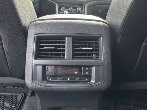Used 2021 Volkswagen Atlas SEL Premium AWD/4WD image 17