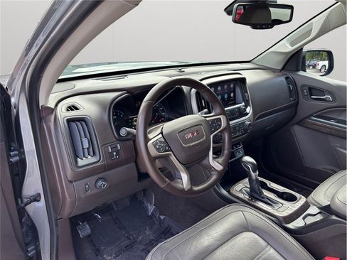 Used 2022 GMC Canyon Denali image 6