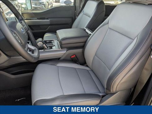 New 2025 Ford F150 Lightning Lariat image 15