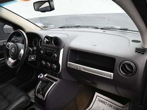 Used 2016 Jeep Compass High Altitude AWD/4WD image 10