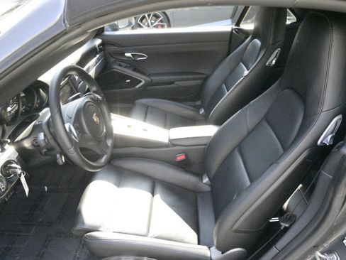 Used 2016 Porsche 911 Carrera 4 image 14